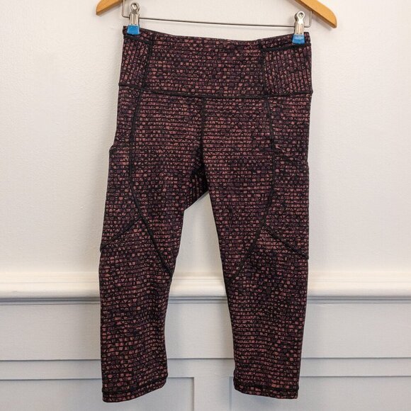 Lululemon Deep Breath Crop 21" Leggings Shatter Weave Print – Size 4 - Picture 1 of 5